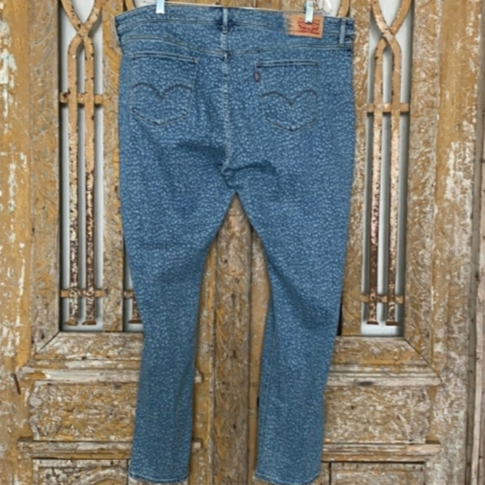 ⏰ 1 HOUR ONLY FLASH SALE PRICE‼️LEVI'S 711 SKINNY JEANS IN LEOPARD PRINT - Picture 2 of 4